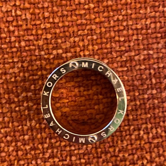 Michael Kors Pendant/Ring - Picture 2 of 3